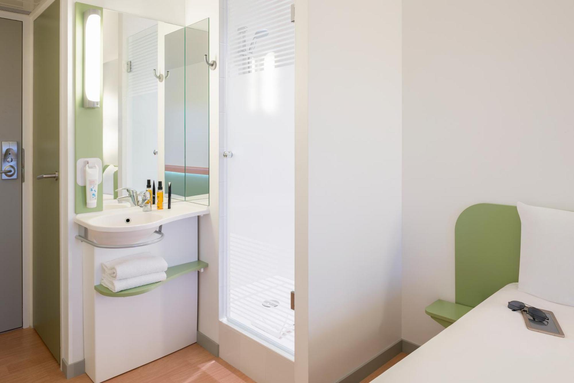 Ibis Budget Aachen City Exterior foto